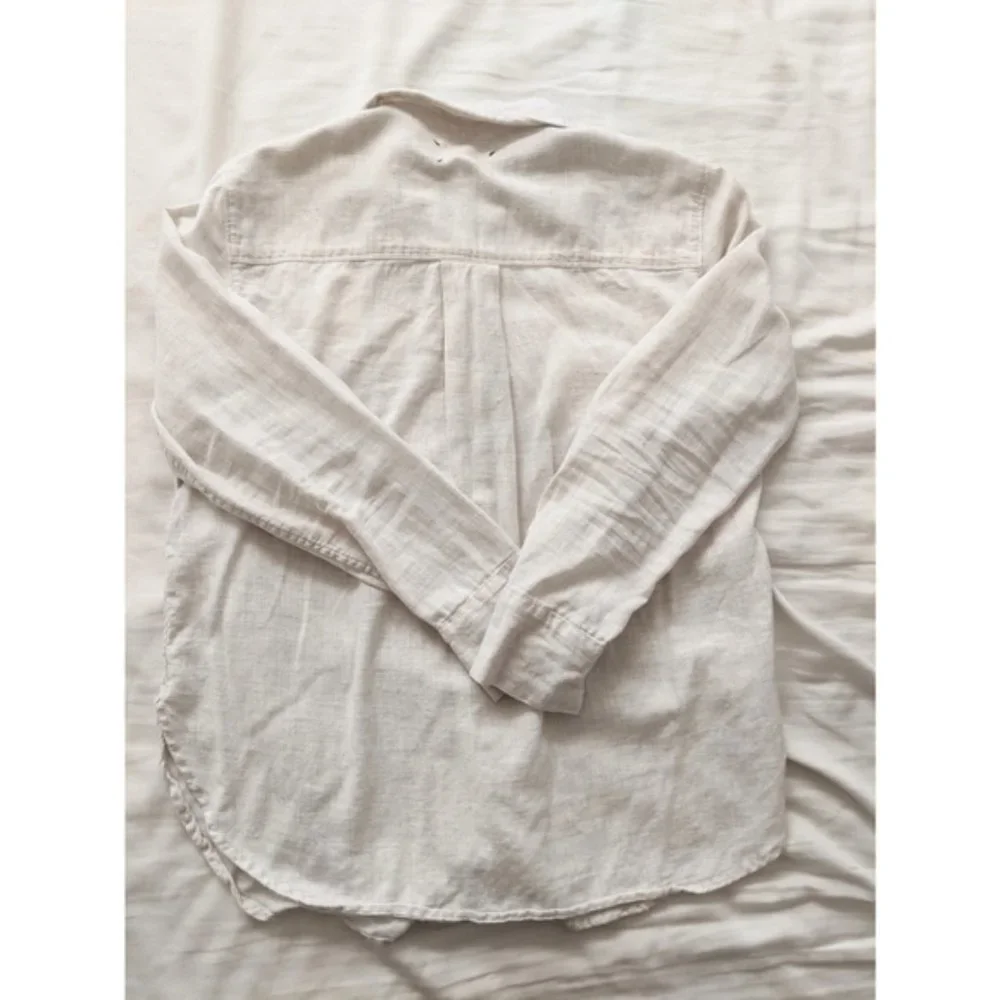 Lou & Grey Long Sleeve Button Up Top - Picture 2 of 5